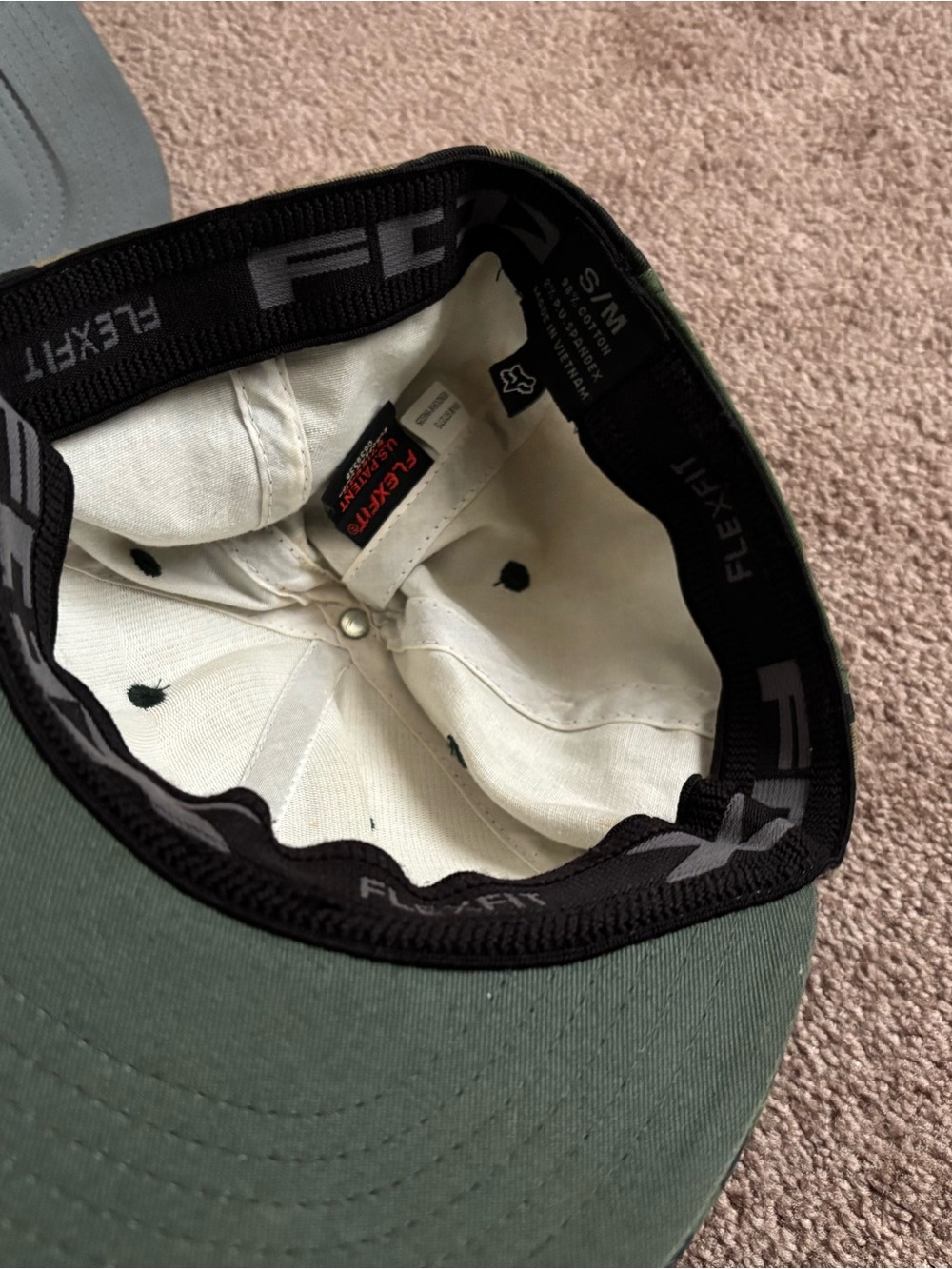 Nike SB SnapBack and camo hat bundle - Picture 4 of 4